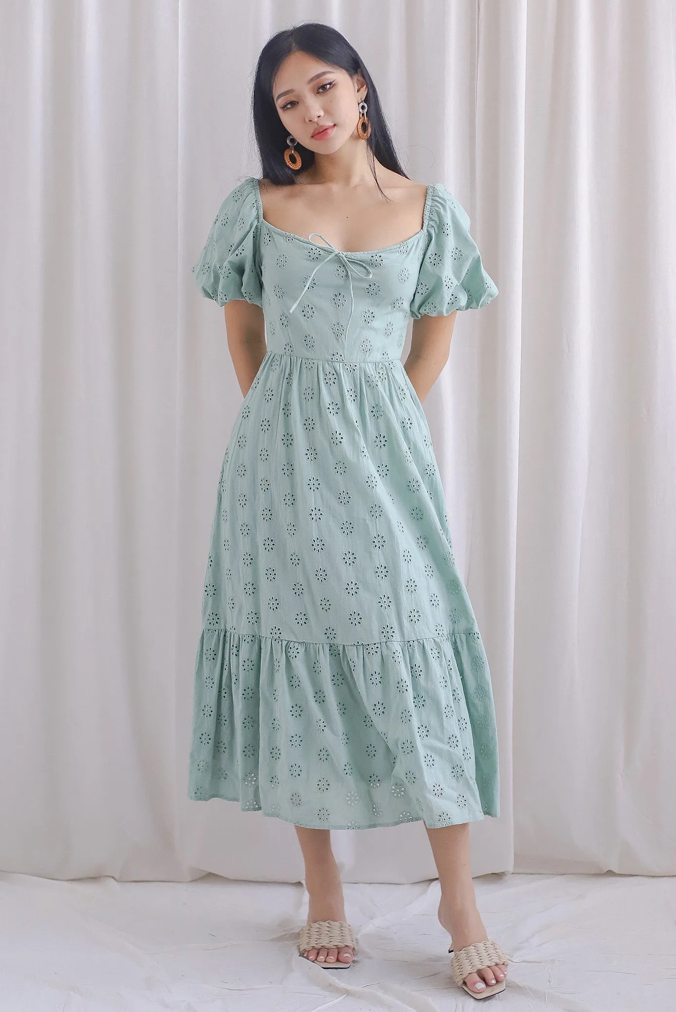 Guinevere Eyelet Tie Front Midi Dress In Seafoam