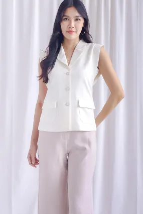 Oakleigh Buttons Lapel Vest Top In Creamy White